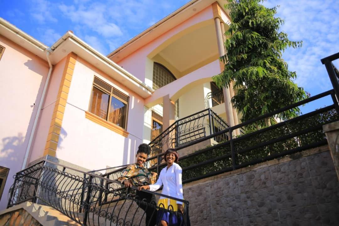Precious Villas Lubowa 외부 사진